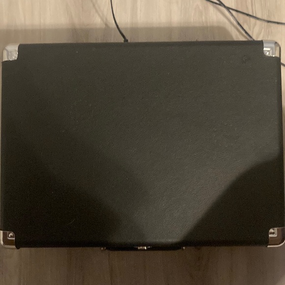CROSLEY Suitcase Turntable Record Player in Black - Picture 5 of 8